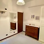 Nest In - A Nest In The Of For 6 Apartament Como