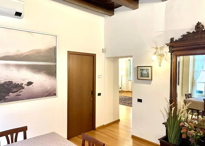 Nest In - A Nest In The Of For 6 Апартаменты *