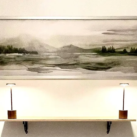 Nest In - A Nest In The Of For 6 דירה